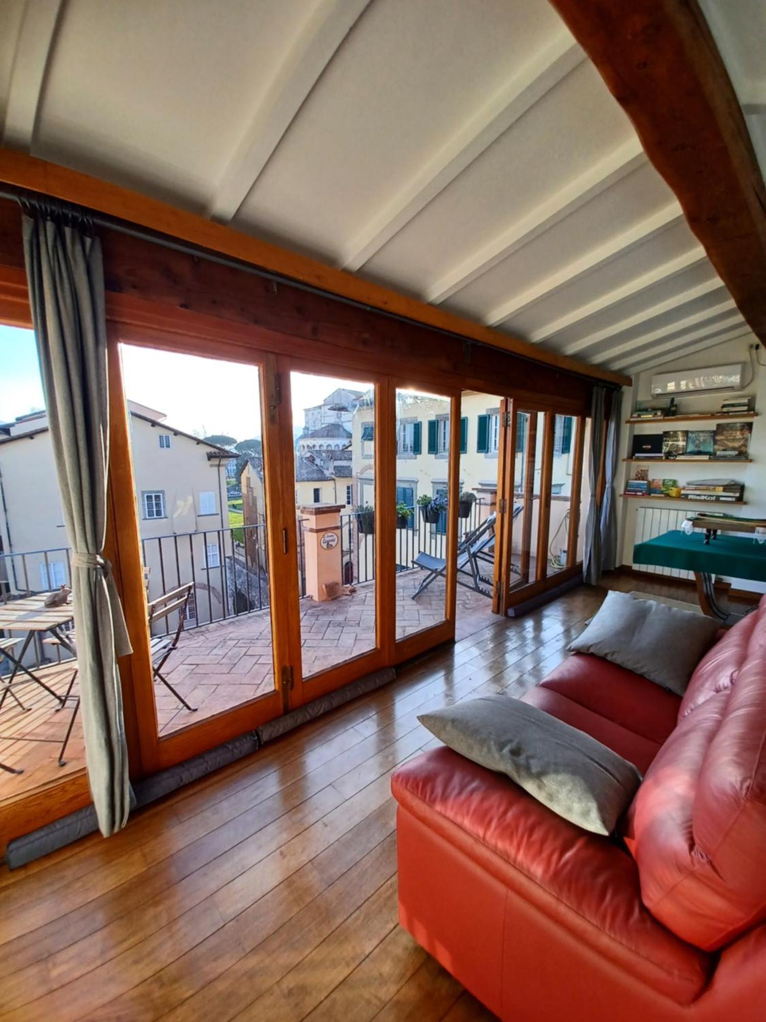 Terrazza Coccode' Spazioso Con Vista Mozzafiato! Lucca Eksteriør billede